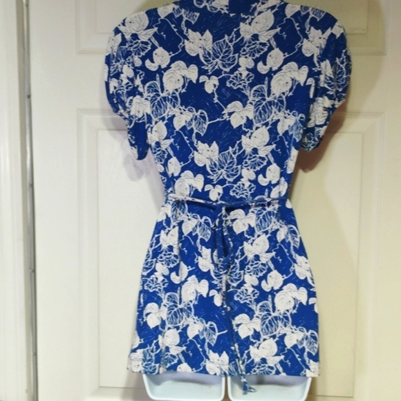 One September rayon top - Picture 7 of 13